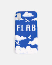 Lade das Bild in den Galerie-Viewer, CLOUDS IPHONE CASE