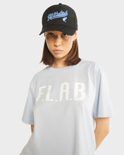 Lade das Bild in den Galerie-Viewer, EMBROIDED BASIC CAP