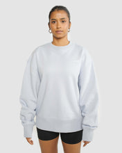 Lade das Bild in den Galerie-Viewer, COMFORT LOGO SWEATER
