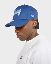 Lade das Bild in den Galerie-Viewer, FLY LIKE A BIRD 9FORTY CAP (Limited Edition)

